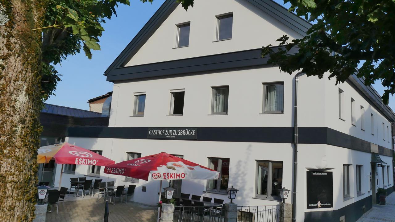 Gasthof Schiefer Zur Zugbruecke Kreuzen  Екстер'єр фото